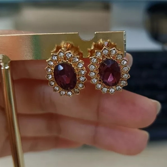 π18k Garnet Diamond Accent Earrings - Picture 4 of 5